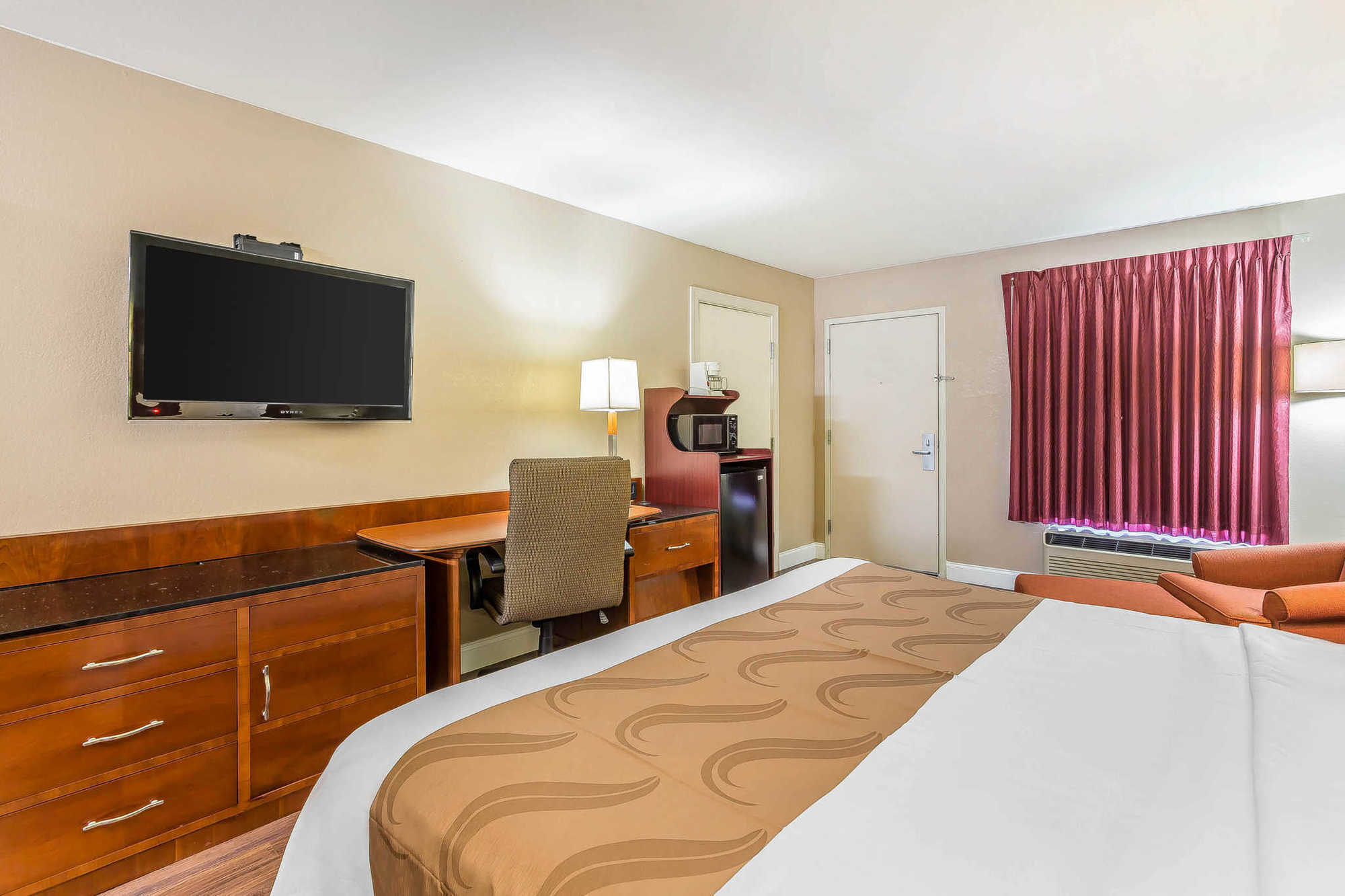 וורנר רובינס Quality Inn & Suites Near Robins Air Force Base חדר תמונה